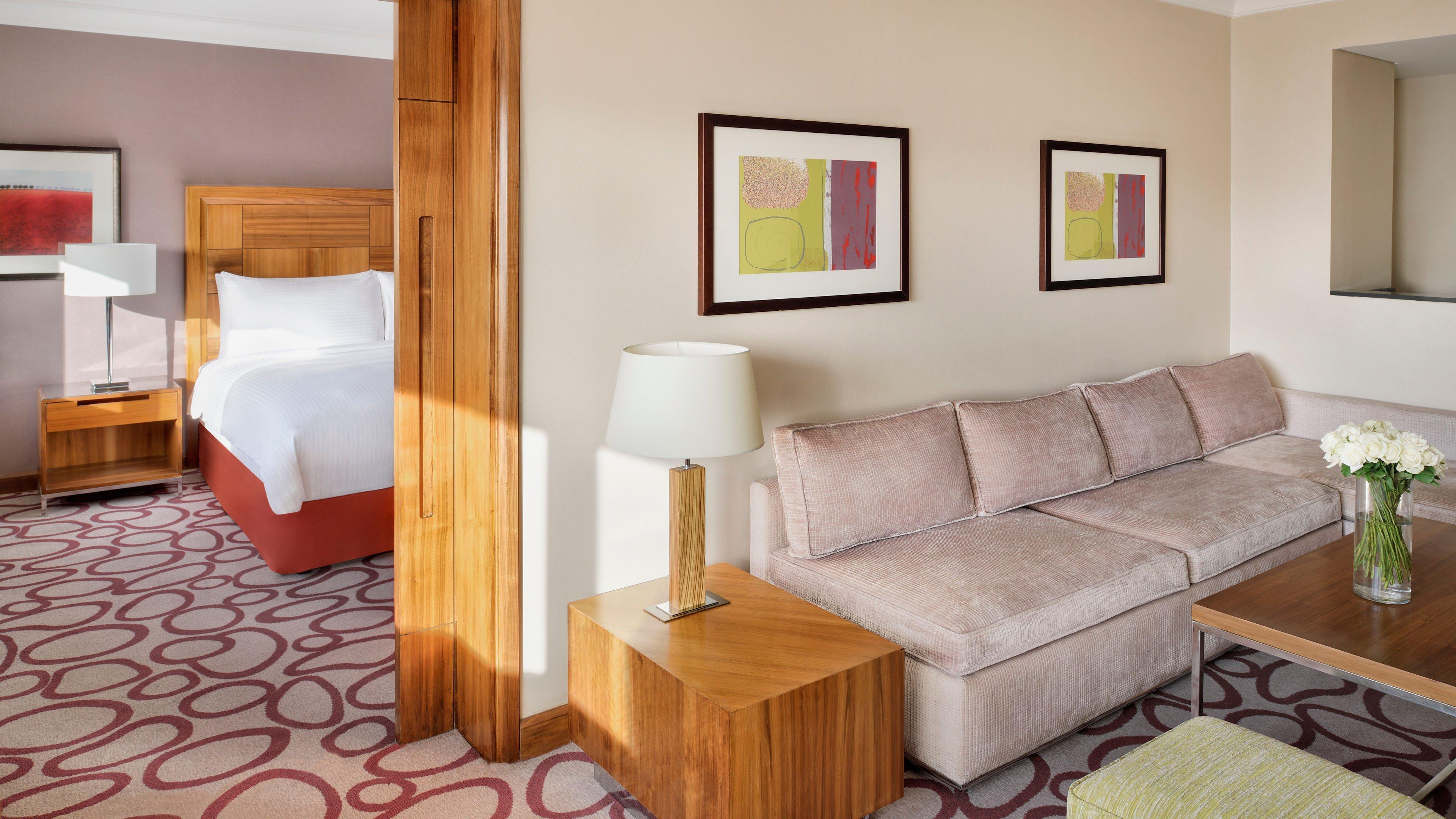 Отель Intercontinental Jordan By Ihg Амман Экстерьер фото A suite at the Hilton London Heathrow